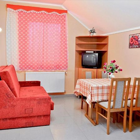 Holiday Home Rose Хайдусобосло Экстерьер фото