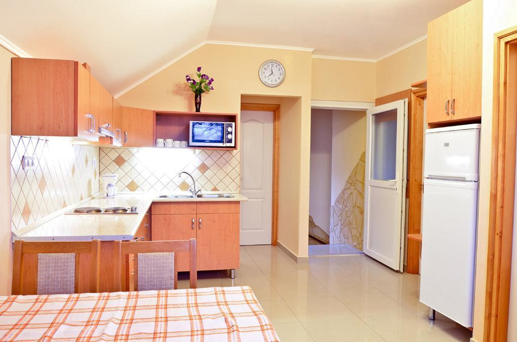 Holiday Home Rose Хайдусобосло Экстерьер фото